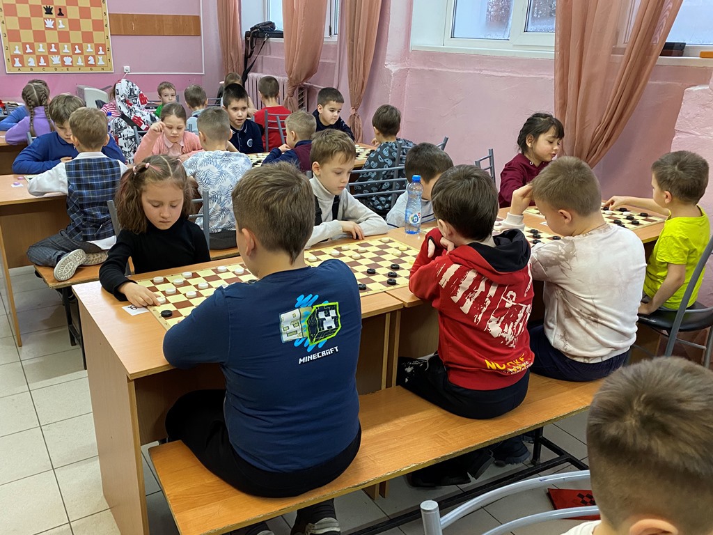 Почти 40 участников заявились на детское первенство по шашкам