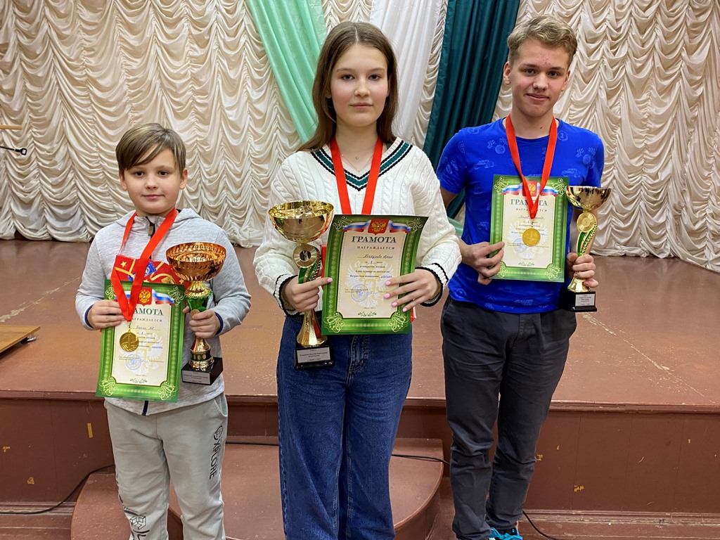 Арина Кочкурова выиграла блиц-турнир в Доме творчества