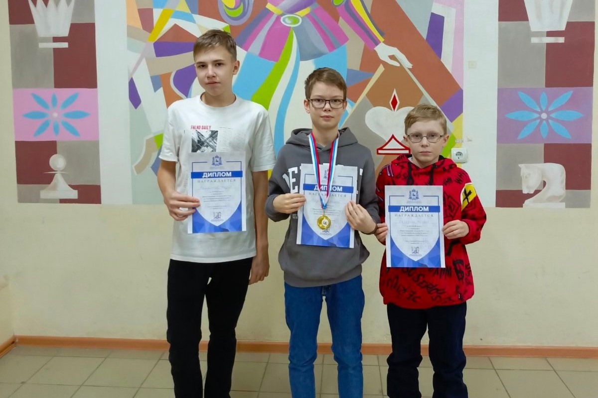 Шахматист Матвей Селедчик стал вторым среди юношей на чемпионате области