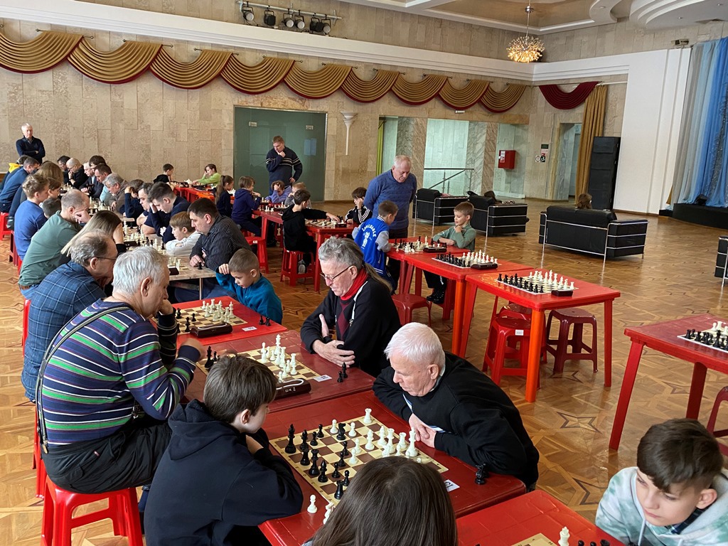 Выксунцы не попали в тройку на домашнем чемпионате по быстрым шахматам