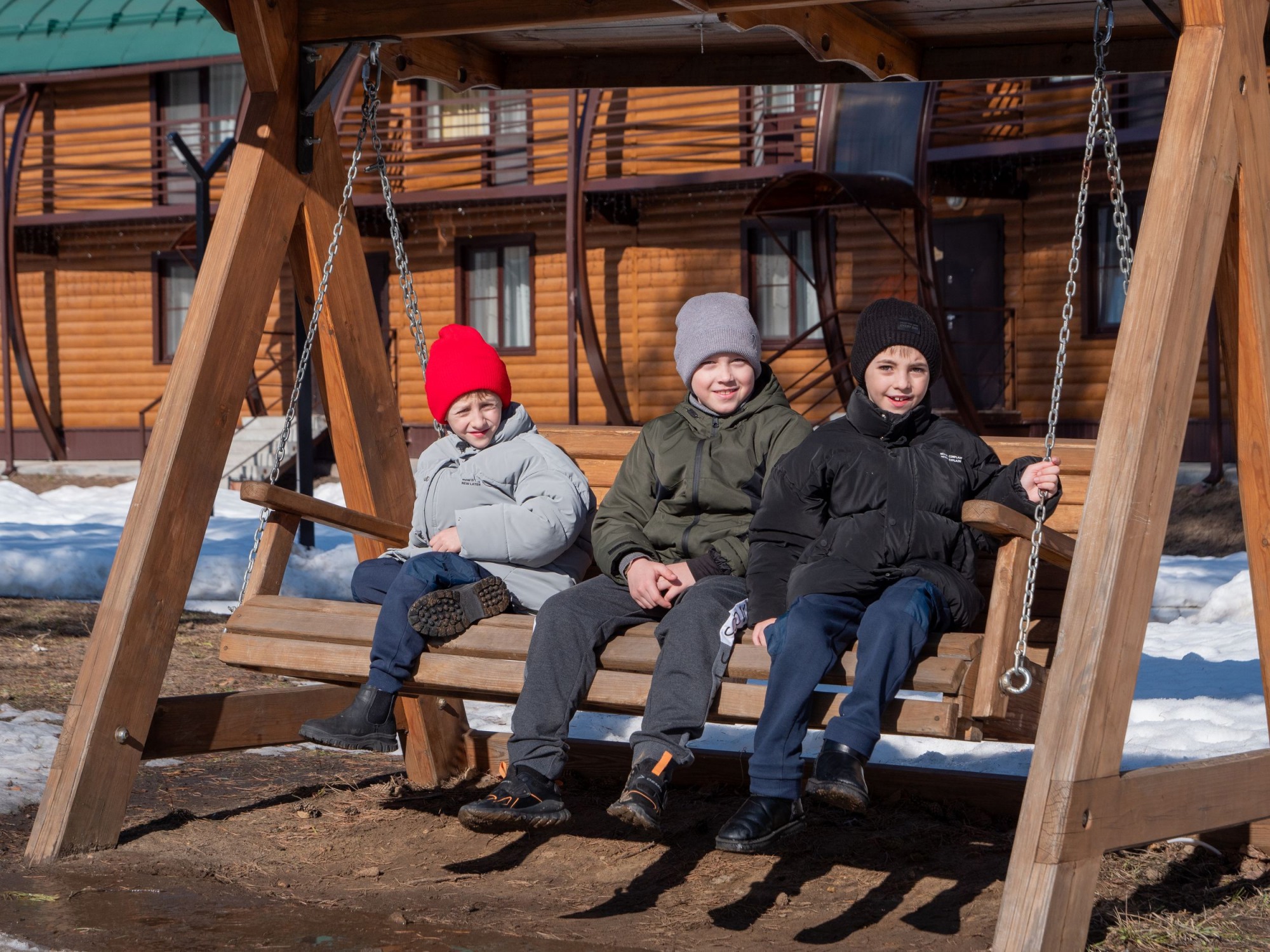 Семьи сотрудников белгородского завода ОМК эвакуировали в Выксу