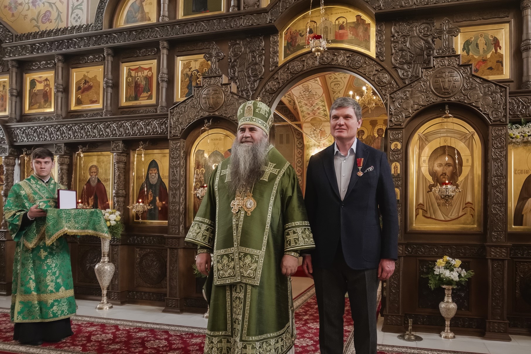 Сотрудников ОМК и фонда «ОМК-Участие» наградили за строительство православного детсада