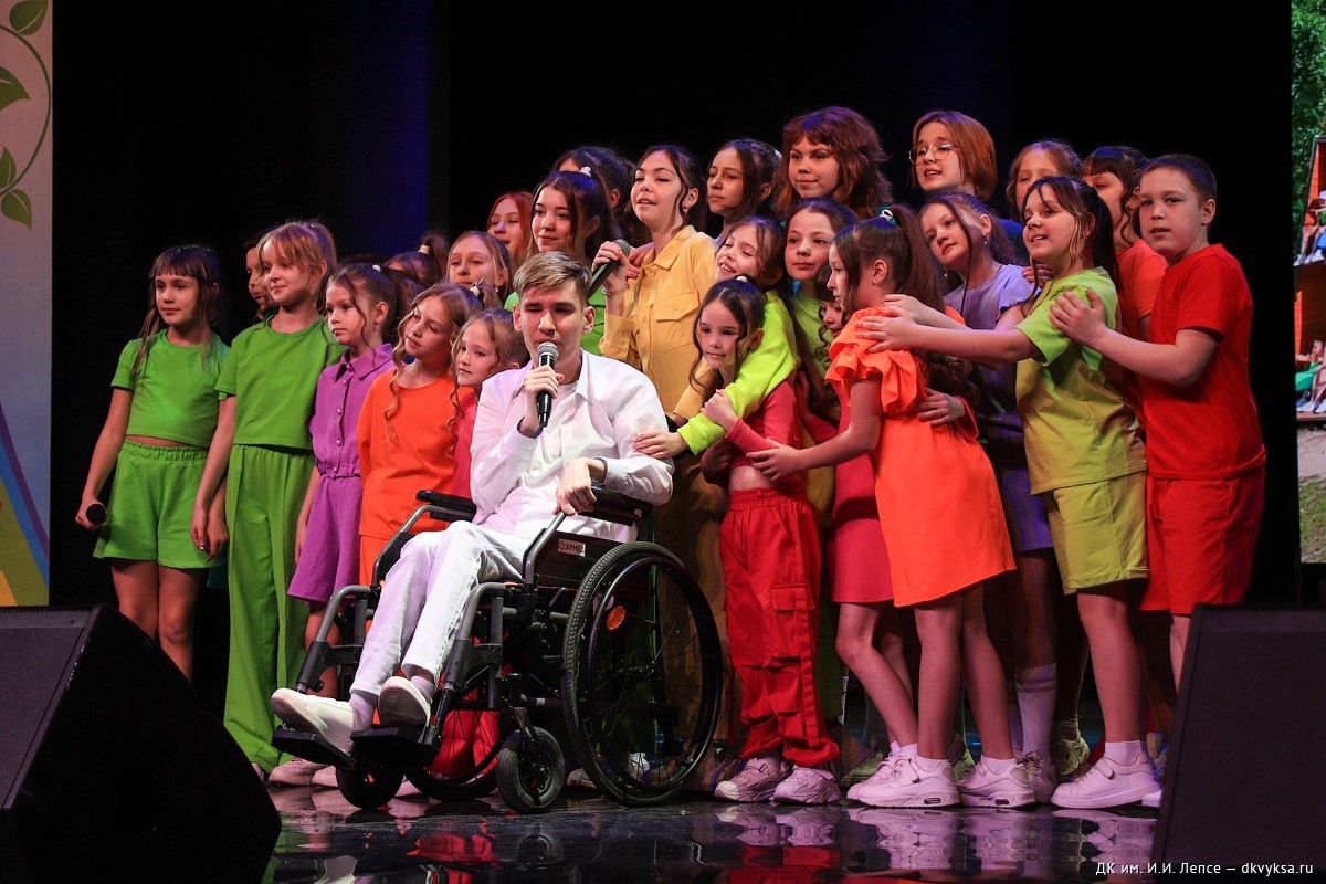 Люди с инвалидностью соревновались в театральном мастерстве
