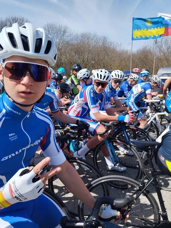 Велогонщик Кирилл Блохин финишировал вторым в Анапе